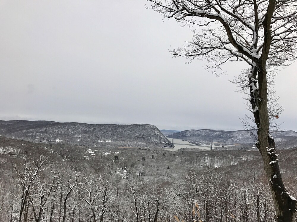 Serene Mountain Top Views overlooking Hudson River and Surrounding Highlands