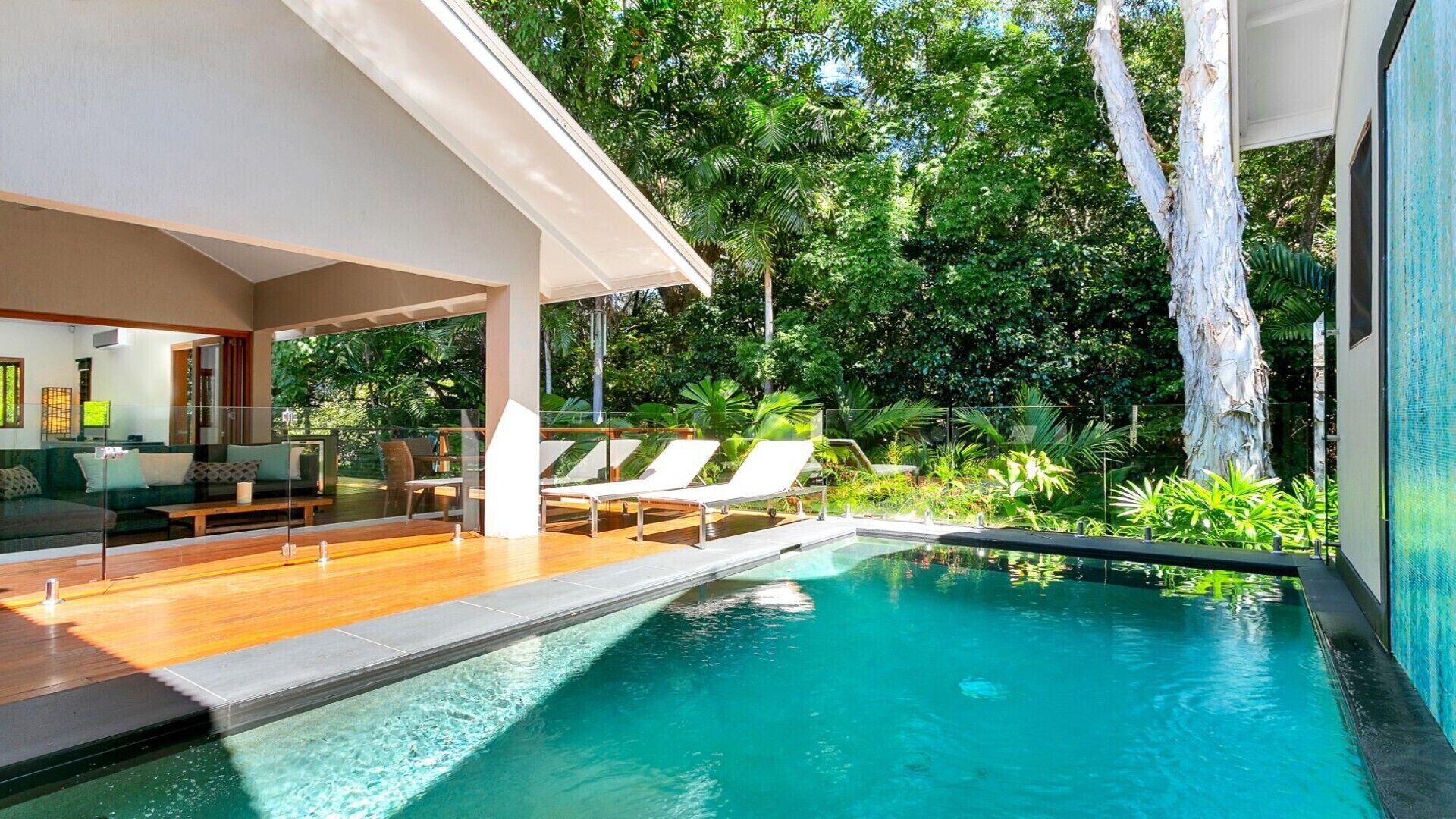 PALM COVE/Winning Figtree Tropical Villas