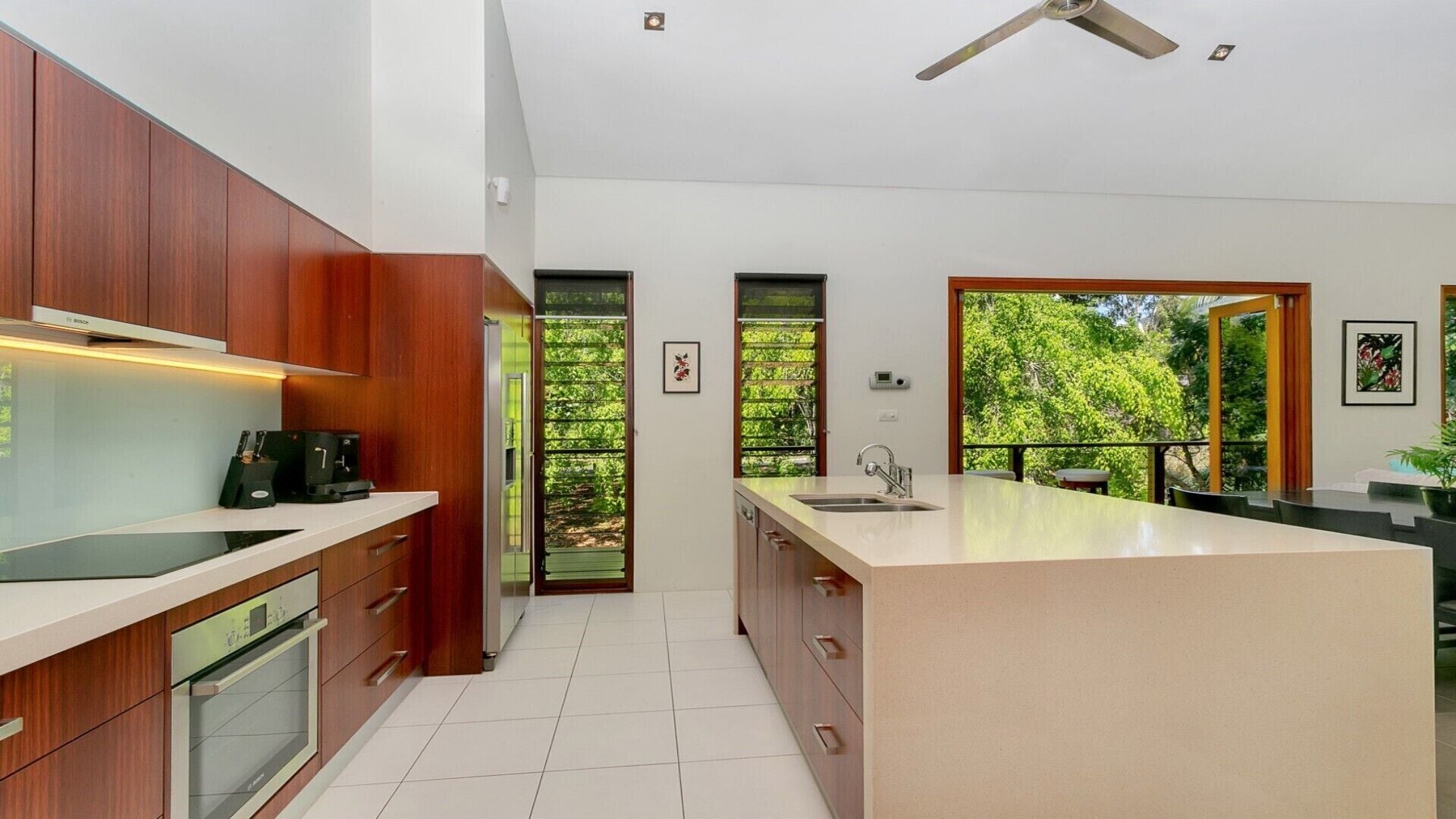 PALM COVE/Winning Figtree Tropical Villas