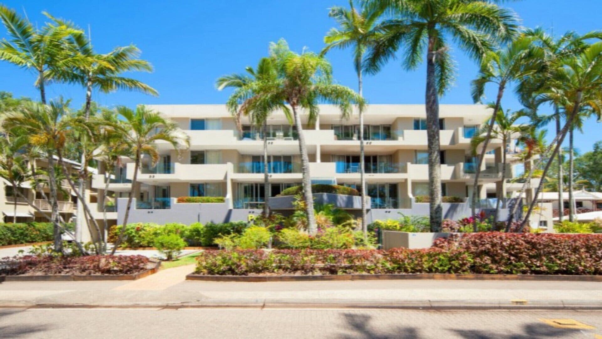 PARINGA 8@ PALM COVE