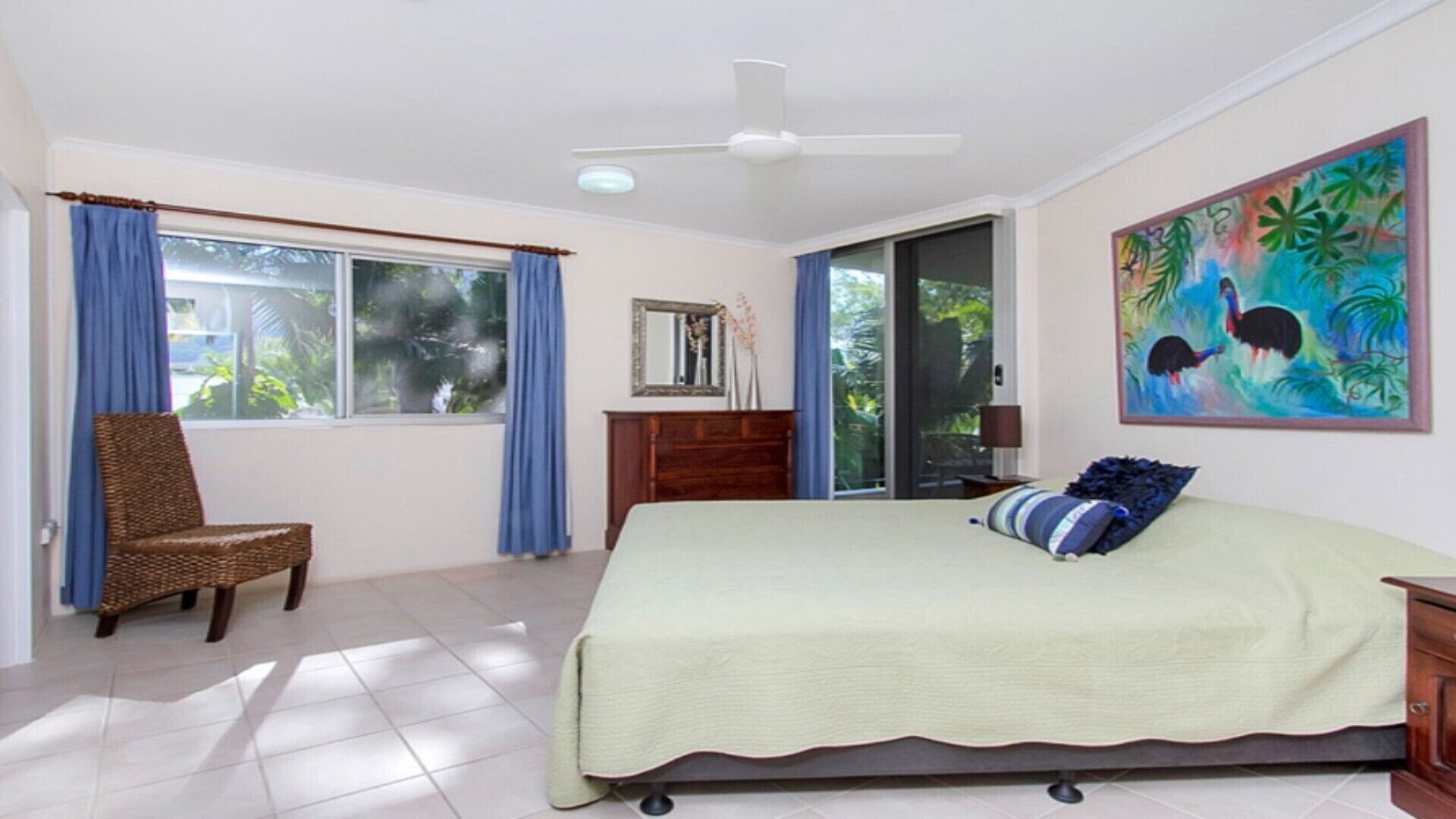 PARINGA 8@ PALM COVE