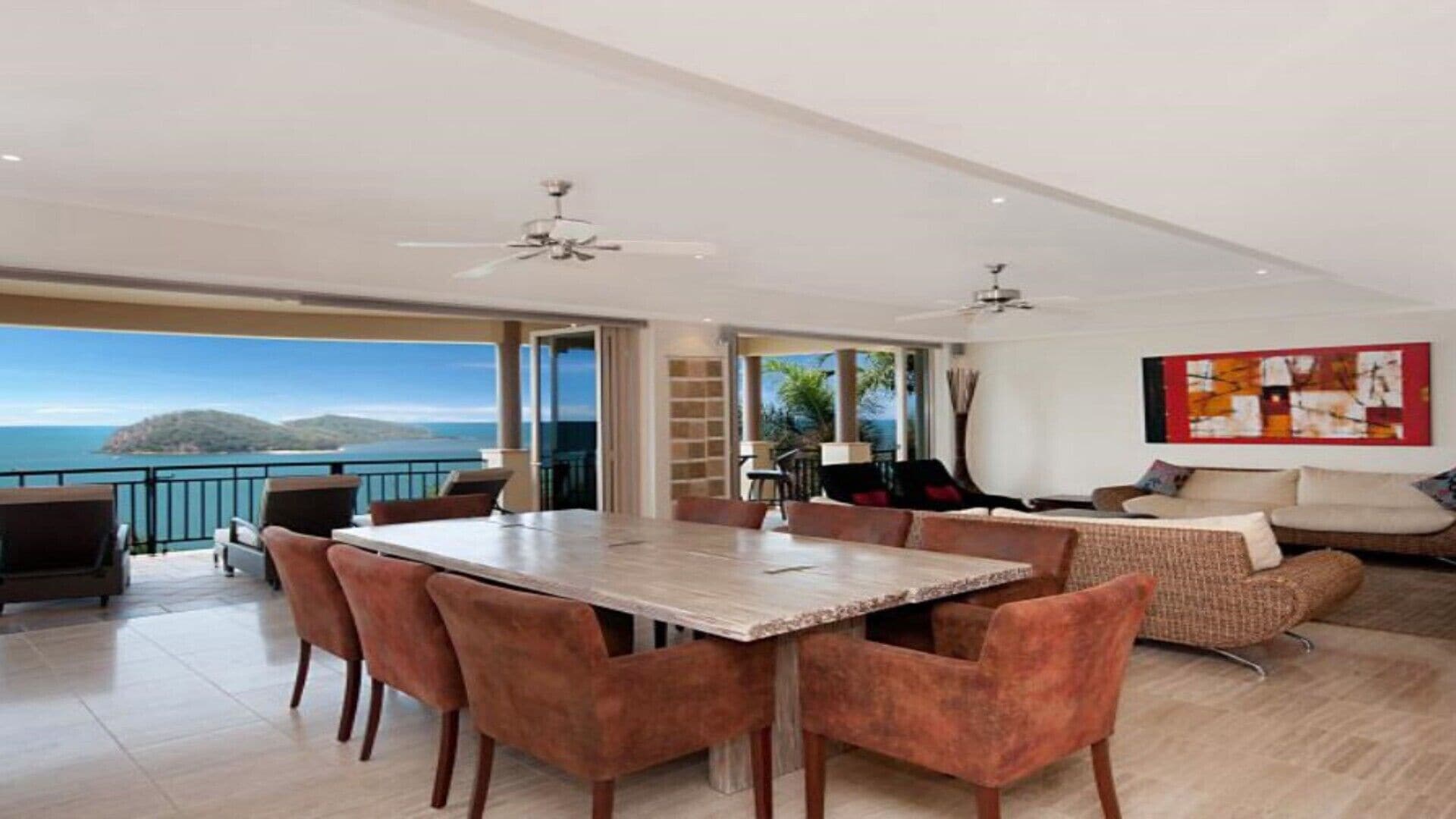 MUNBILLA@BUCHANS POINT PALM COVE