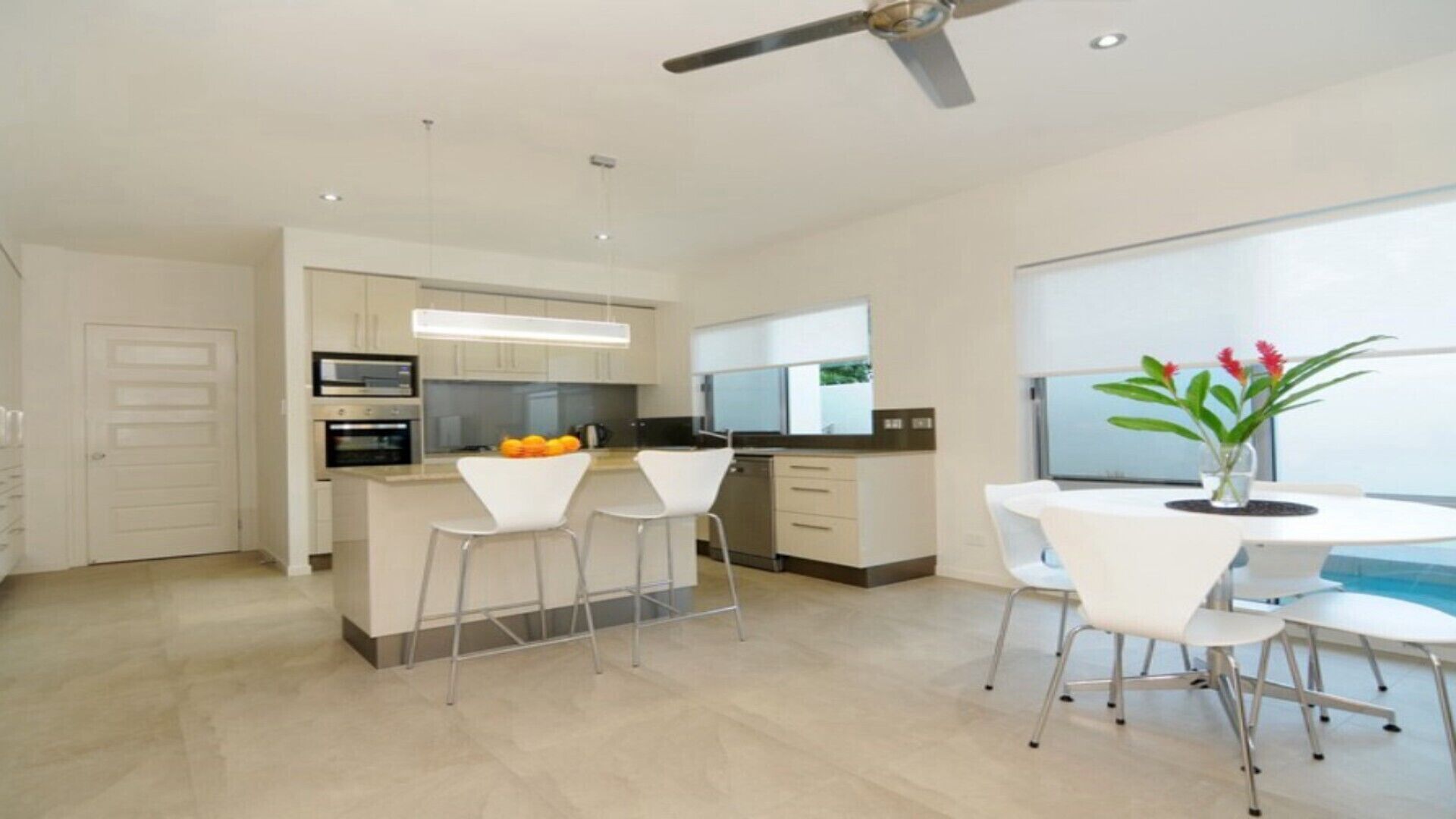 BEACH RETREAT @ PALM COVE