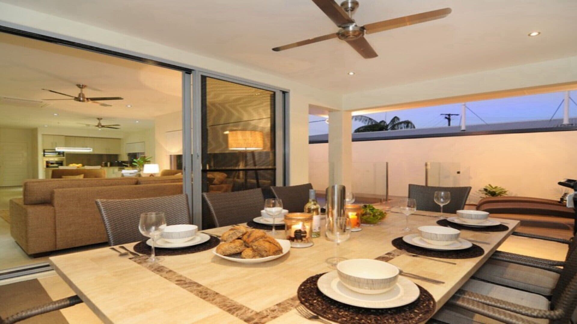 BEACH RETREAT @ PALM COVE