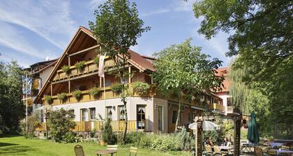 Land- und Aktivhotel Altmühlaue