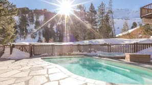 Indoor pool, outdoor pool