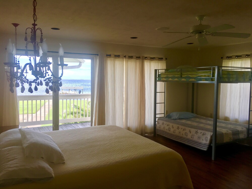 Sabine Lake Lodge; Waterfront on Sabine Lake Port Arthur Vrbo