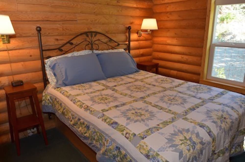 Rocky Top Dog Friendly Cute and Cozy Log Cabin! Comté d'Okanogan