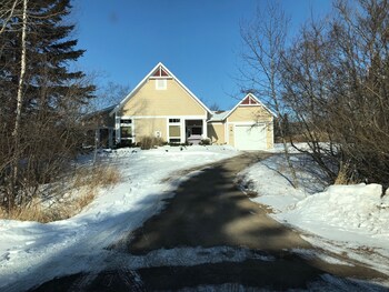 Larsmont Resort 3 Bedroom Cottage In The Woods Duluth 2020 Room