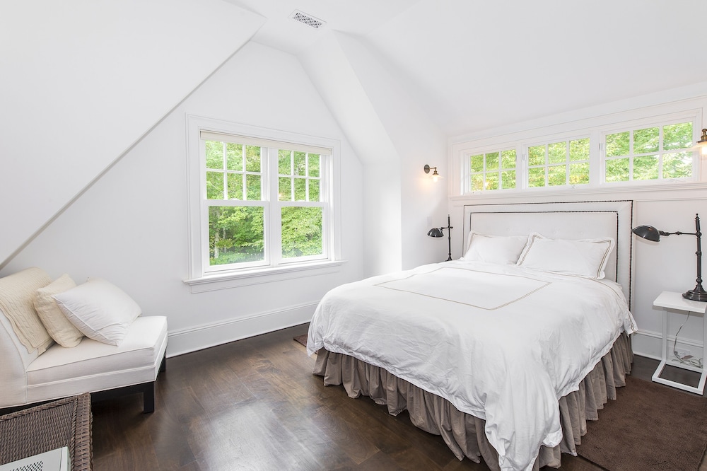 Amagansett 3 BR Estate, 60 ft Heated Pool Amagansett Vrbo