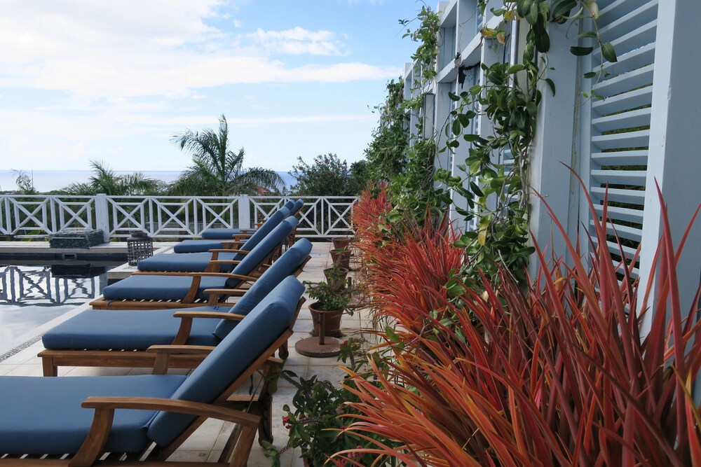 A Comfortable Family Home With 33 Foot Pool And Fantastic Views in St Thomas Parish, Saint Kitts and Nevis