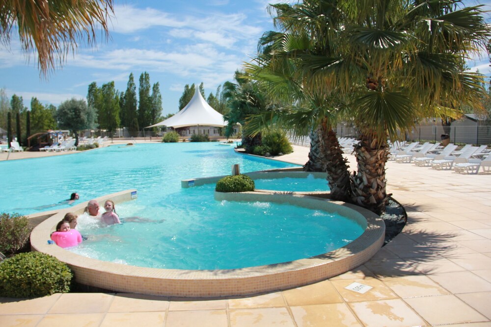 La Carabasse Vias Mobile Home 8 Pers 375 To 1375 2019 Room