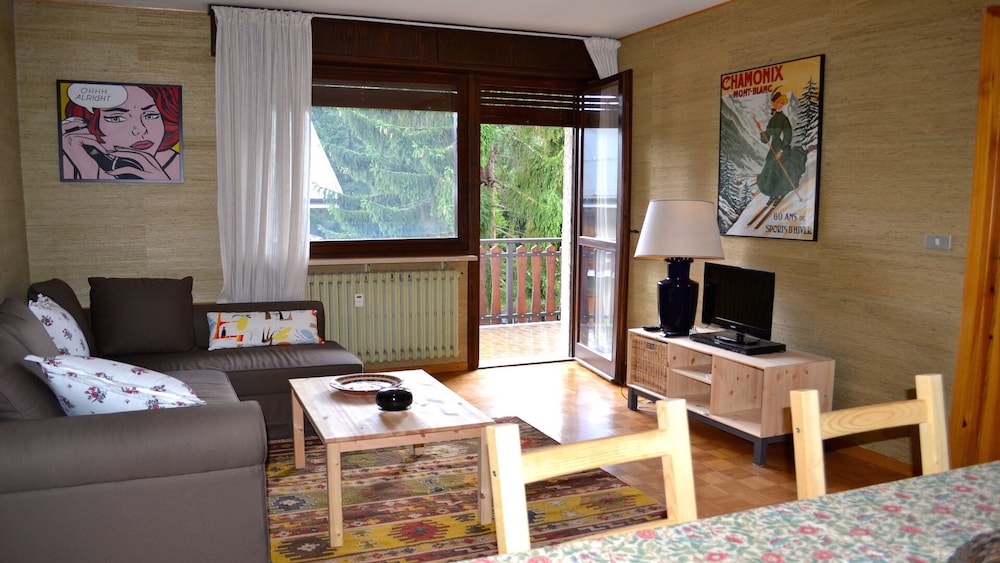 Brand new Apartment Just Steps From the Slopes in Bardonecchia, Italy