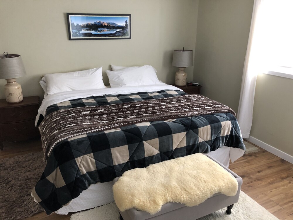 Holidaylane Cottage On Mink Lake Eganville Ontario North Algona