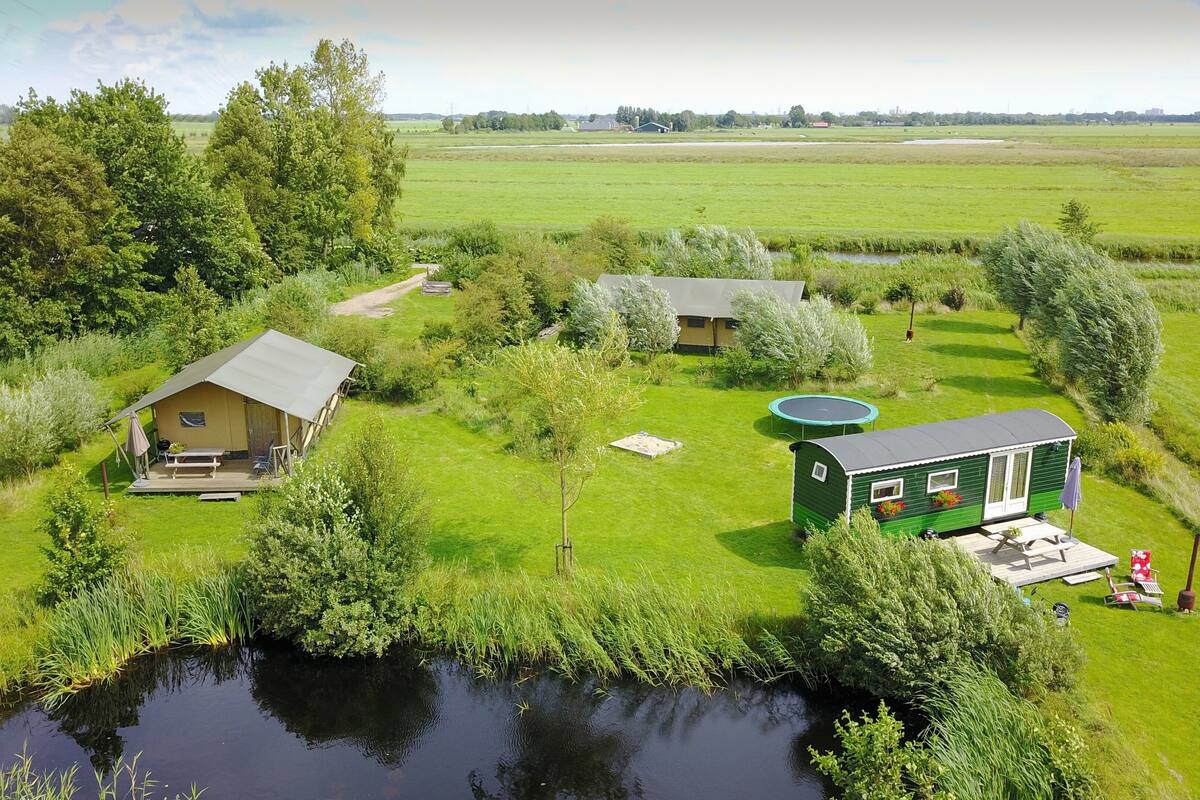 市に近いフローニンゲンの田舎にある ノスタルジックなサーカスワゴン 口コミ 部屋写真 料金 お得情報 エクスペディア