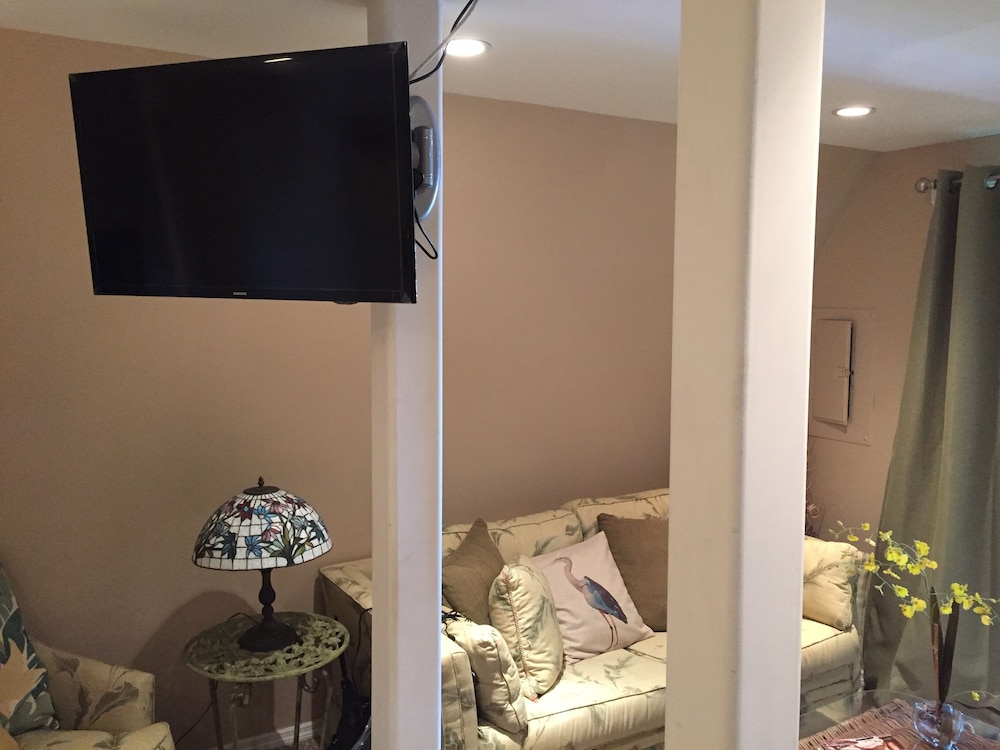 Conch House on a Quiet Canal Monthly Only Little Torch Key Vrbo