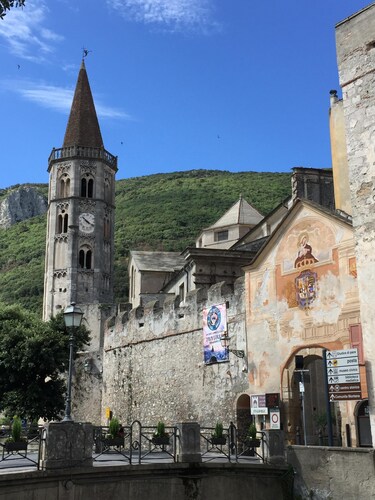 Beautiful Apartment Within Finalborgos City Walls By The