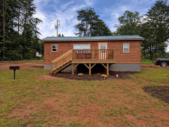 Tiny Cabin In Tryon Nc 3 Miles To Tiec Pet Friendly Asheville