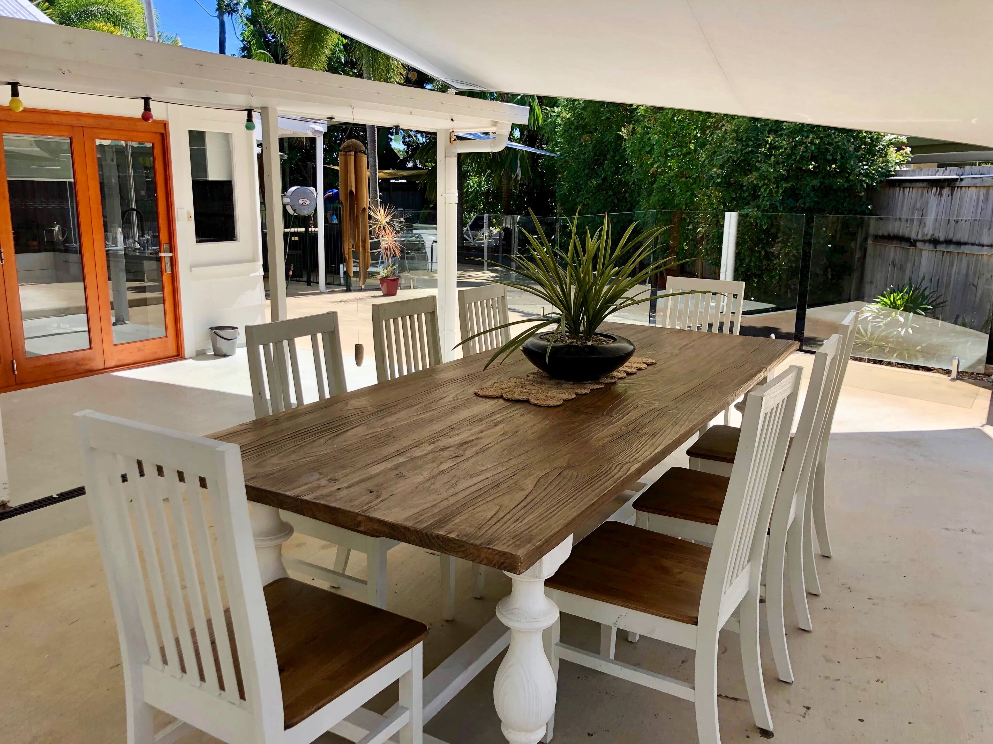 Beach House with Huge Private Pool and Fantastic Outdoor Entertaining!