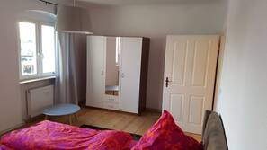 3 Schlafzimmer, Bügeleisen/Bügelbrett, Internetzugang, Bettwäsche