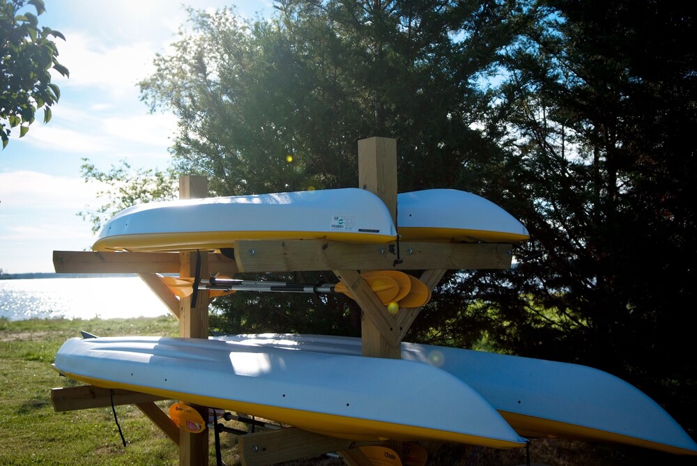 Weddings/Reunions/Corp & Private Retreats 22 Acre Chesapeake Waterfront Estate