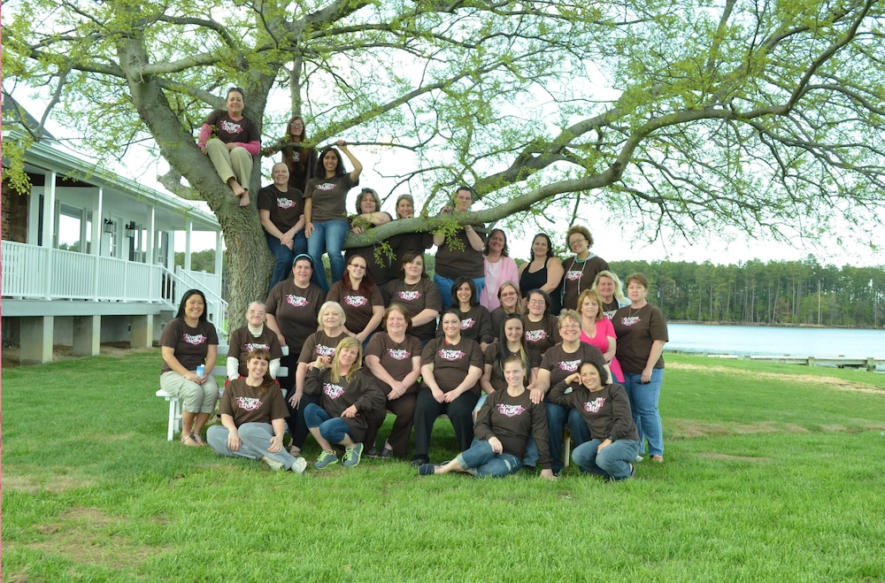 Weddings/Reunions/Corp & Private Retreats 22 Acre Chesapeake Waterfront Estate