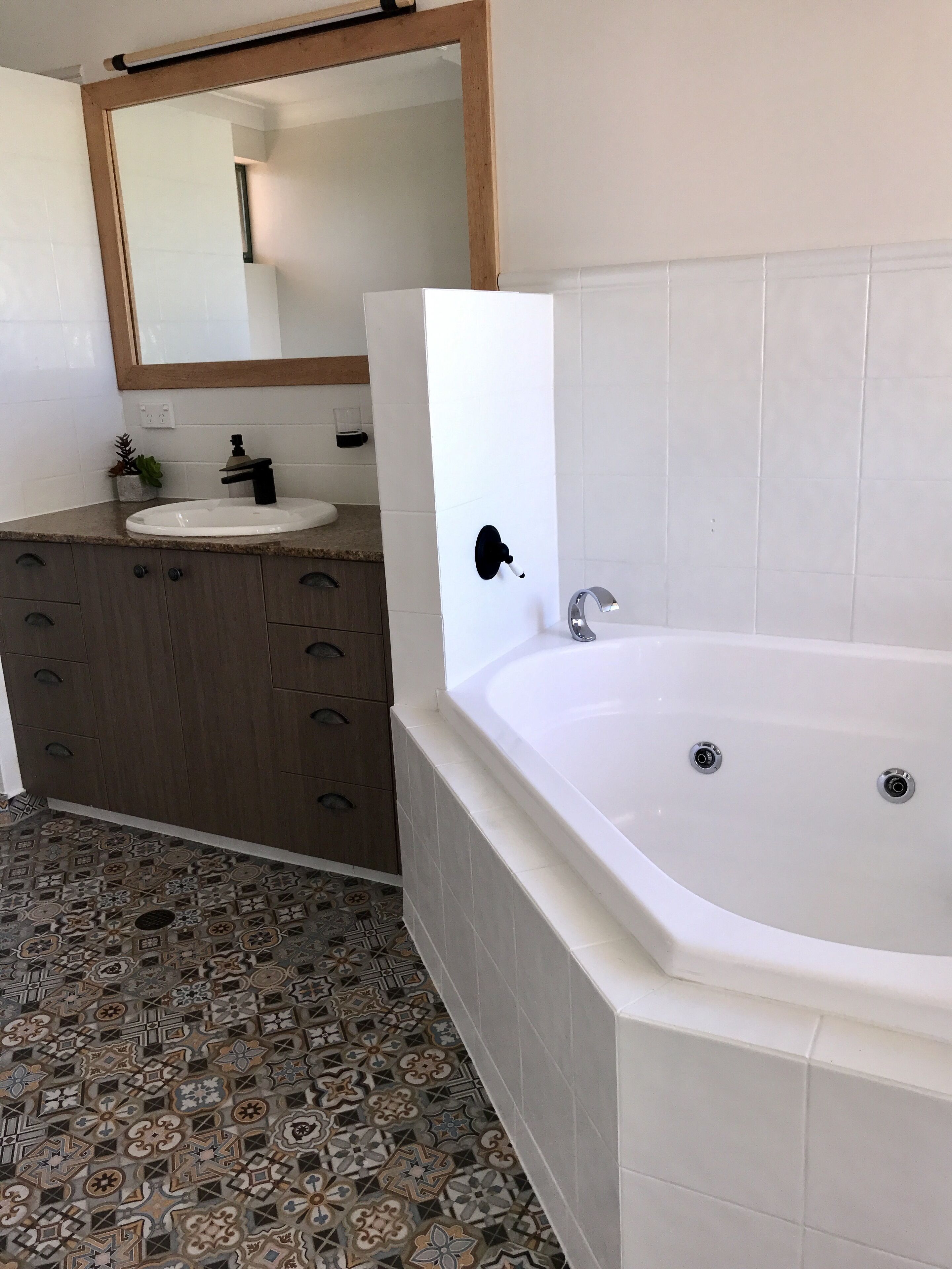 Low-rise 2 Story Penthouse Apartment