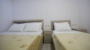 Iron/ironing board, free WiFi, linens