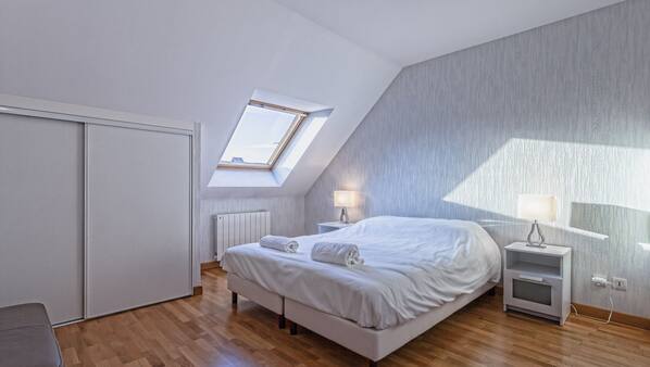 3 chambres, accès Internet