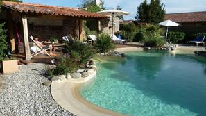 Piscine extérieure, piscine chauffée