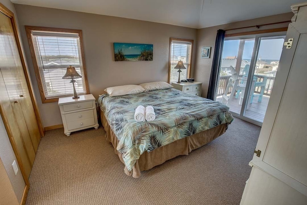 Blue Horizon | 1219 ft from the beach | Private Pool, Hot Tub