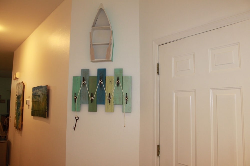 Solace and Comfort – Sea Trail - Beach 1 Mile, Golf Course, Ground Level, Linens