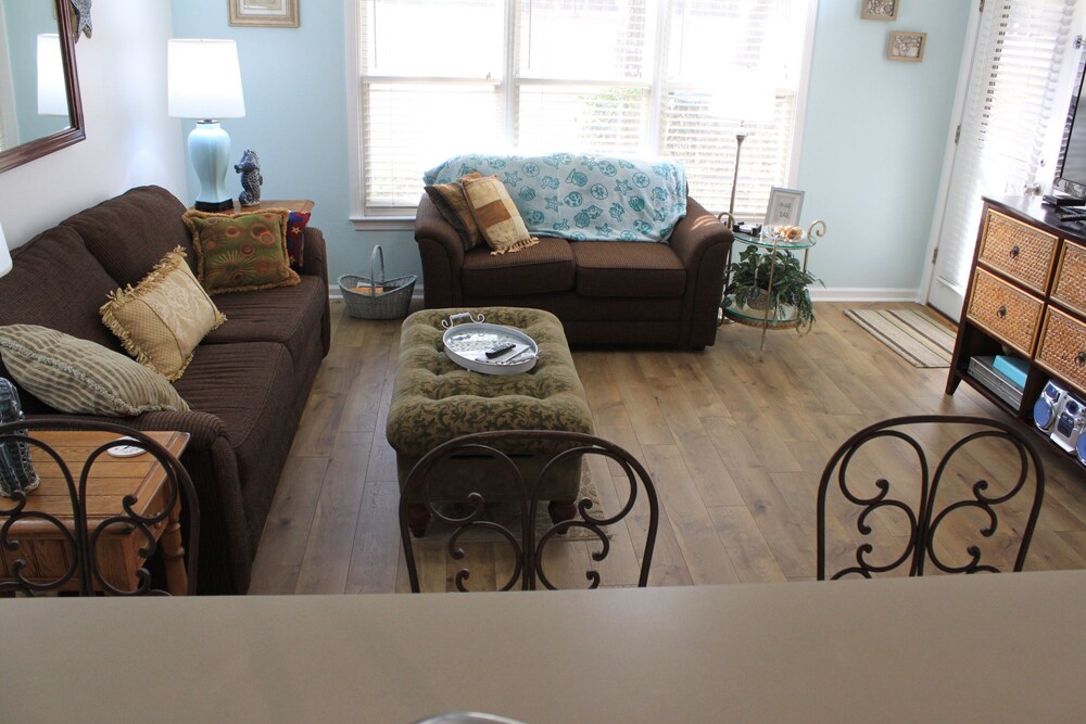 Solace and Comfort – Sea Trail - Beach 1 Mile, Golf Course, Ground Level, Linens
