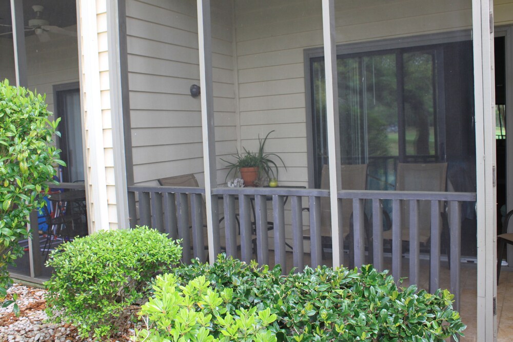 Solace and Comfort – Sea Trail - Beach 1 Mile, Golf Course, Ground Level, Linens