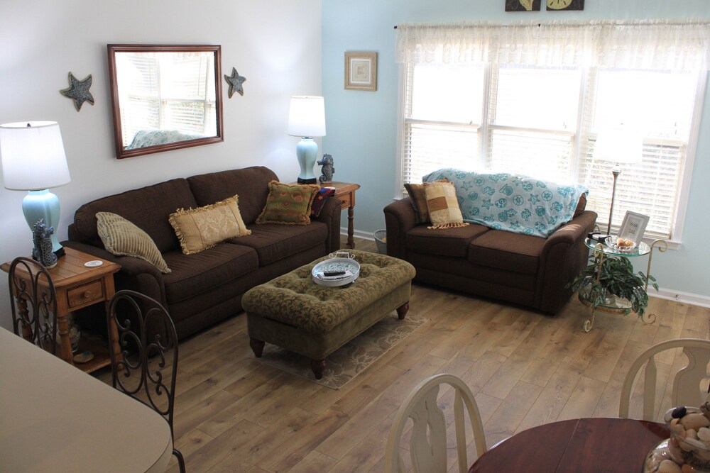 Solace and Comfort – Sea Trail - Beach 1 Mile, Golf Course, Ground Level, Linens
