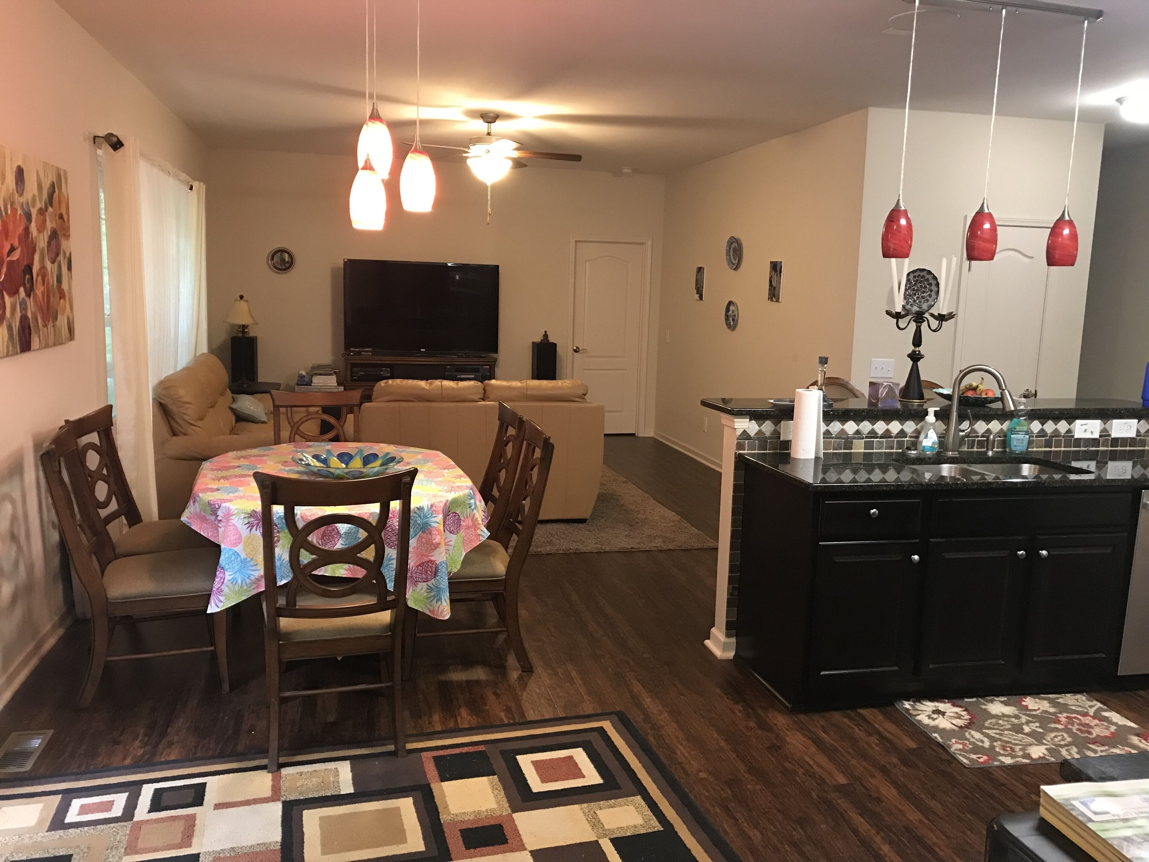 3 Bedroom Private Vacation Home In Henderson Expedia Vacation