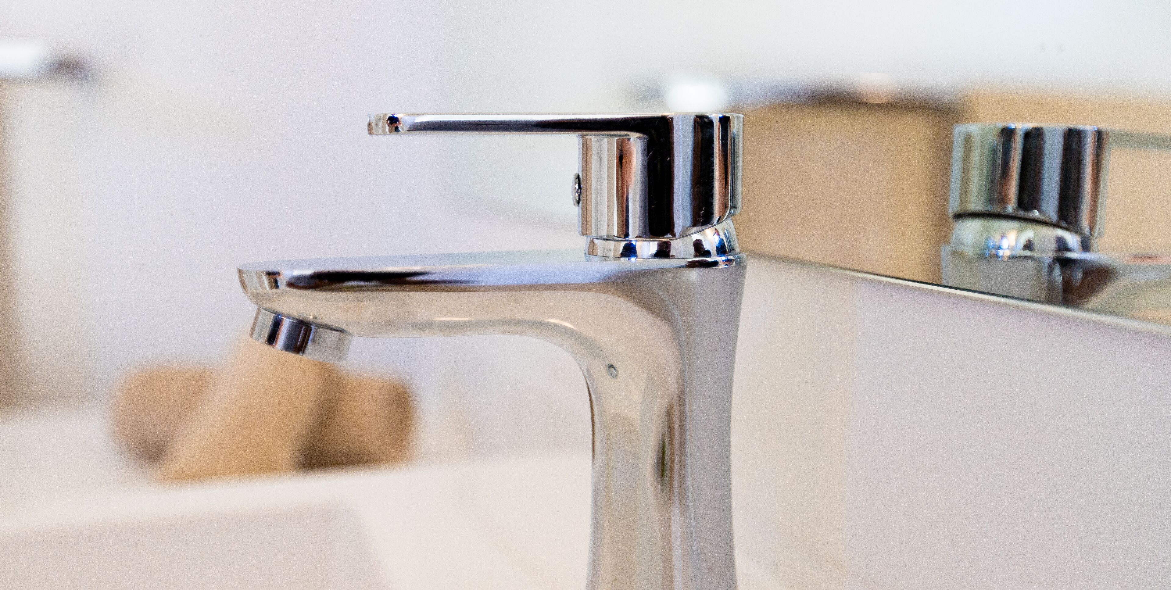 Luxurious B&B and Winery 40 mins from Brisbane CBD, near Narangba train station.