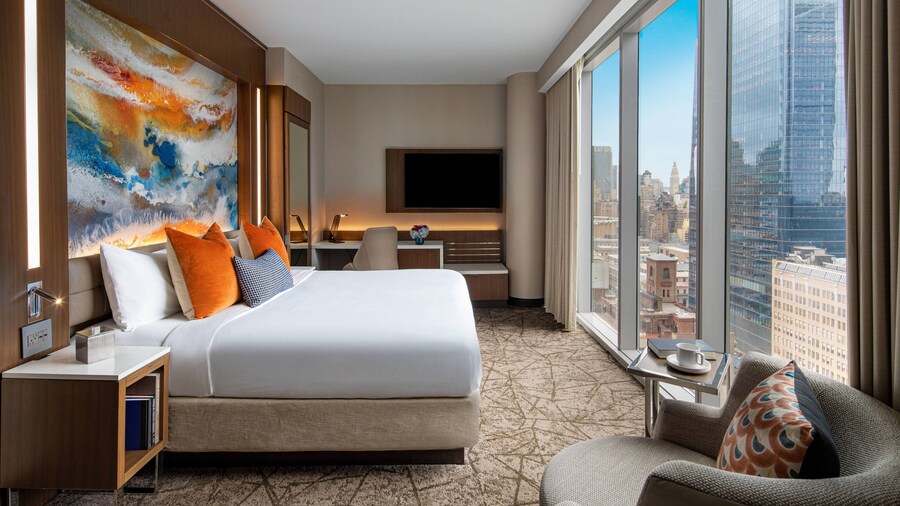 Courtyard by Marriott New York Manhattan/Midtown West