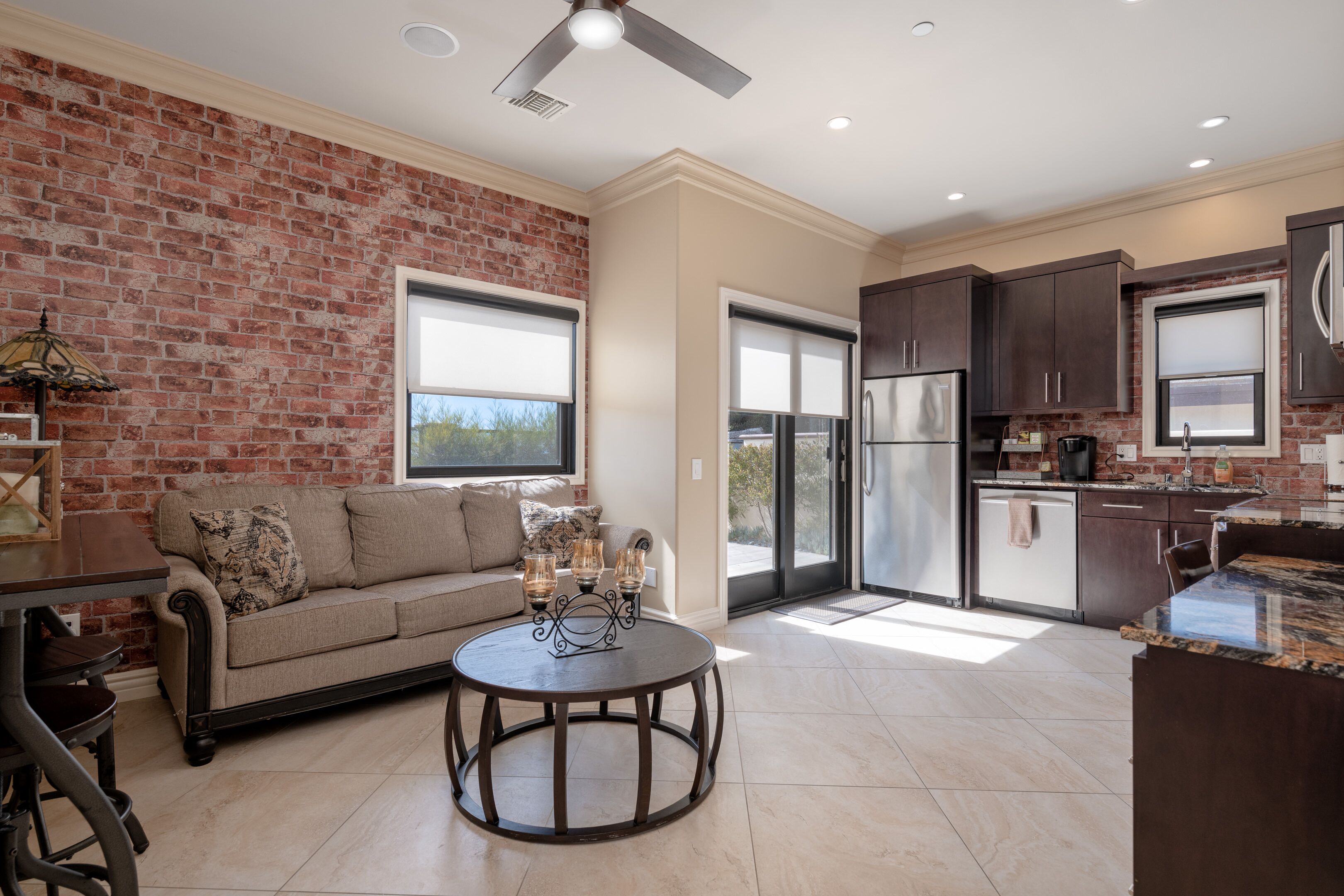 Upscale Luxury Beach Unit Walking Distance to the Beaches in Encinitas, United States