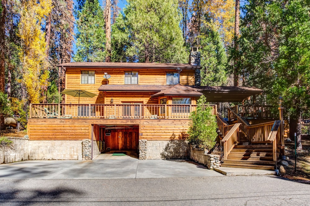 Cedar Lodge In Yosemite National Park Hotel Rates Reviews On