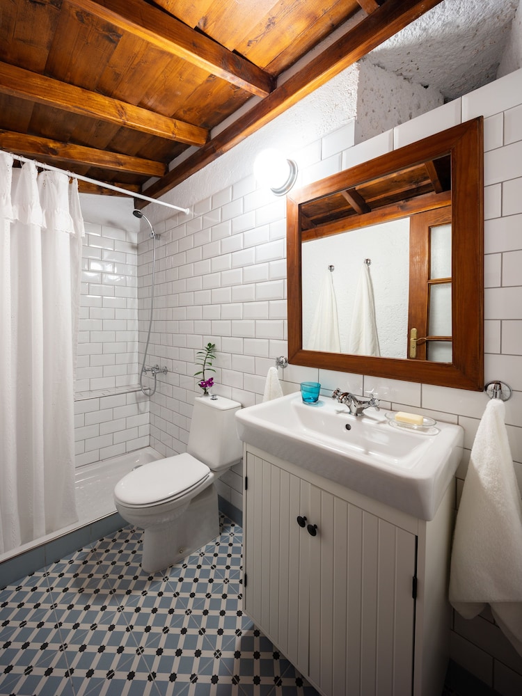 Photo - El Sitio de la Casa