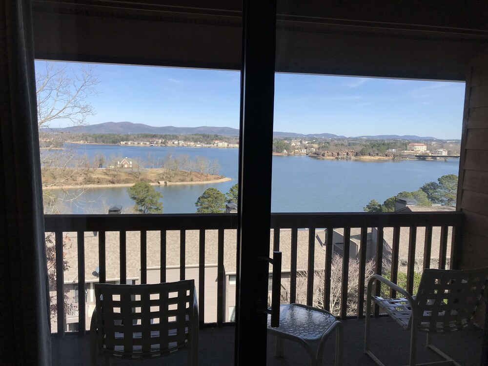 South Shore 1 bdrm! Cabana-Gameroom! Mini-Golf! 2 Pools