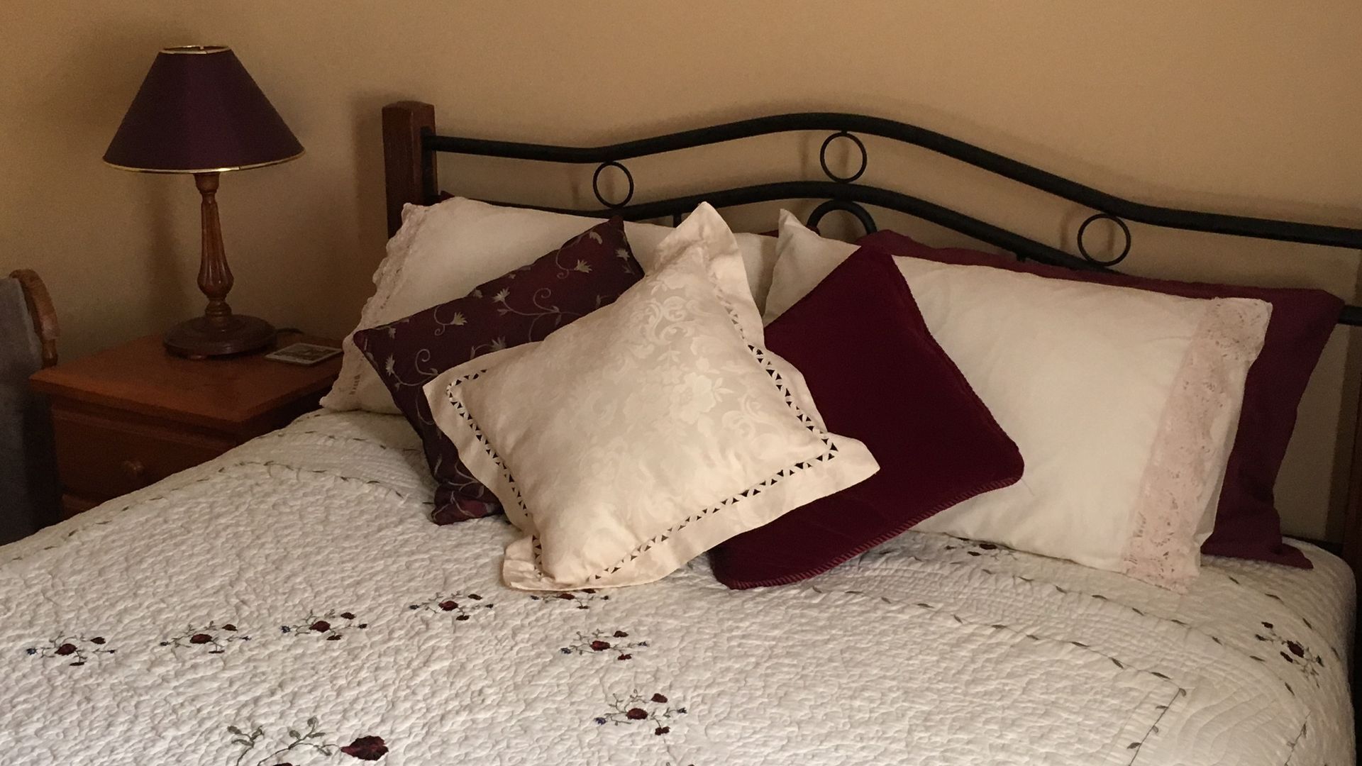 Avoca Cottage - Home Away From Home