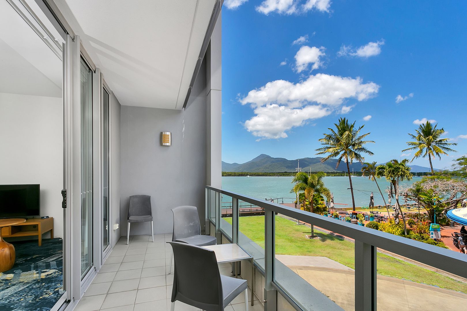 Harbour Lights Luxury Apartments