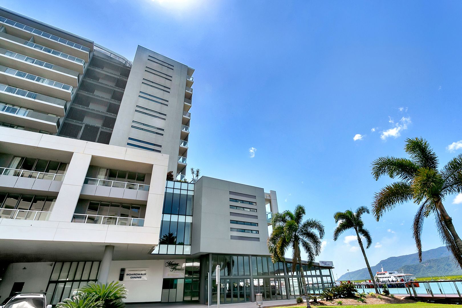 Harbour Lights Luxury Apartments