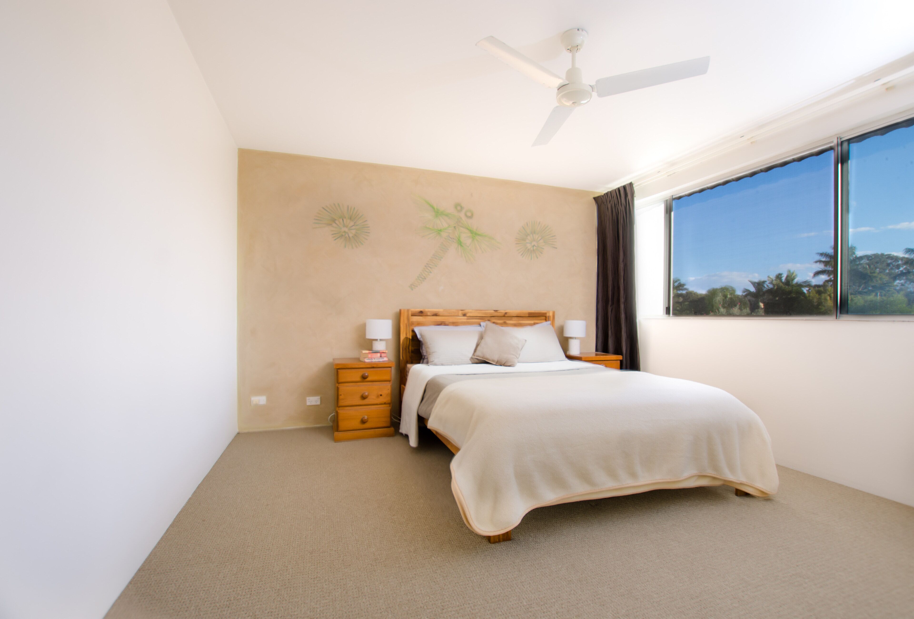 Island View: Family friendly waterfront townhouse