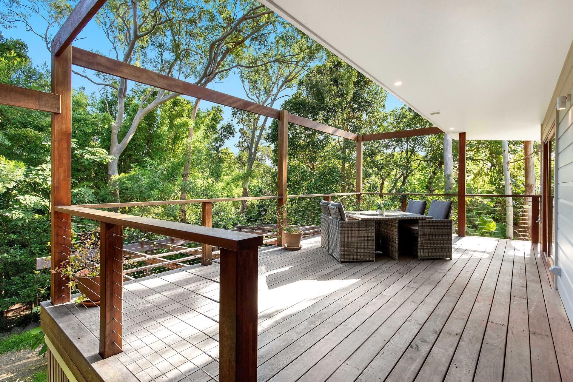 Private Haven, Walk to Town, Walk to Beach