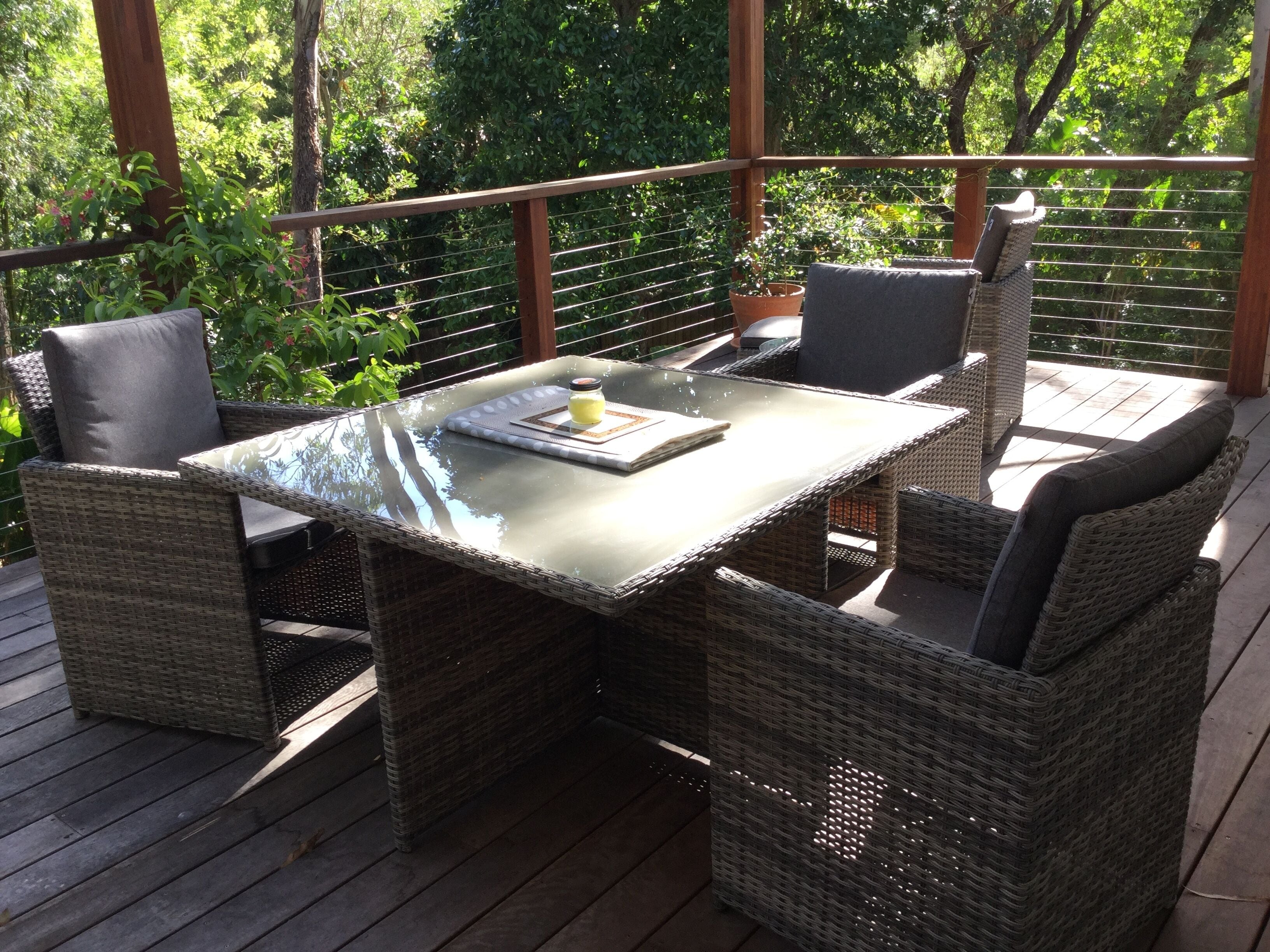 Private Haven, Walk to Town, Walk to Beach