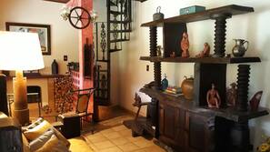 TV, lareira, DVD player, pebolim