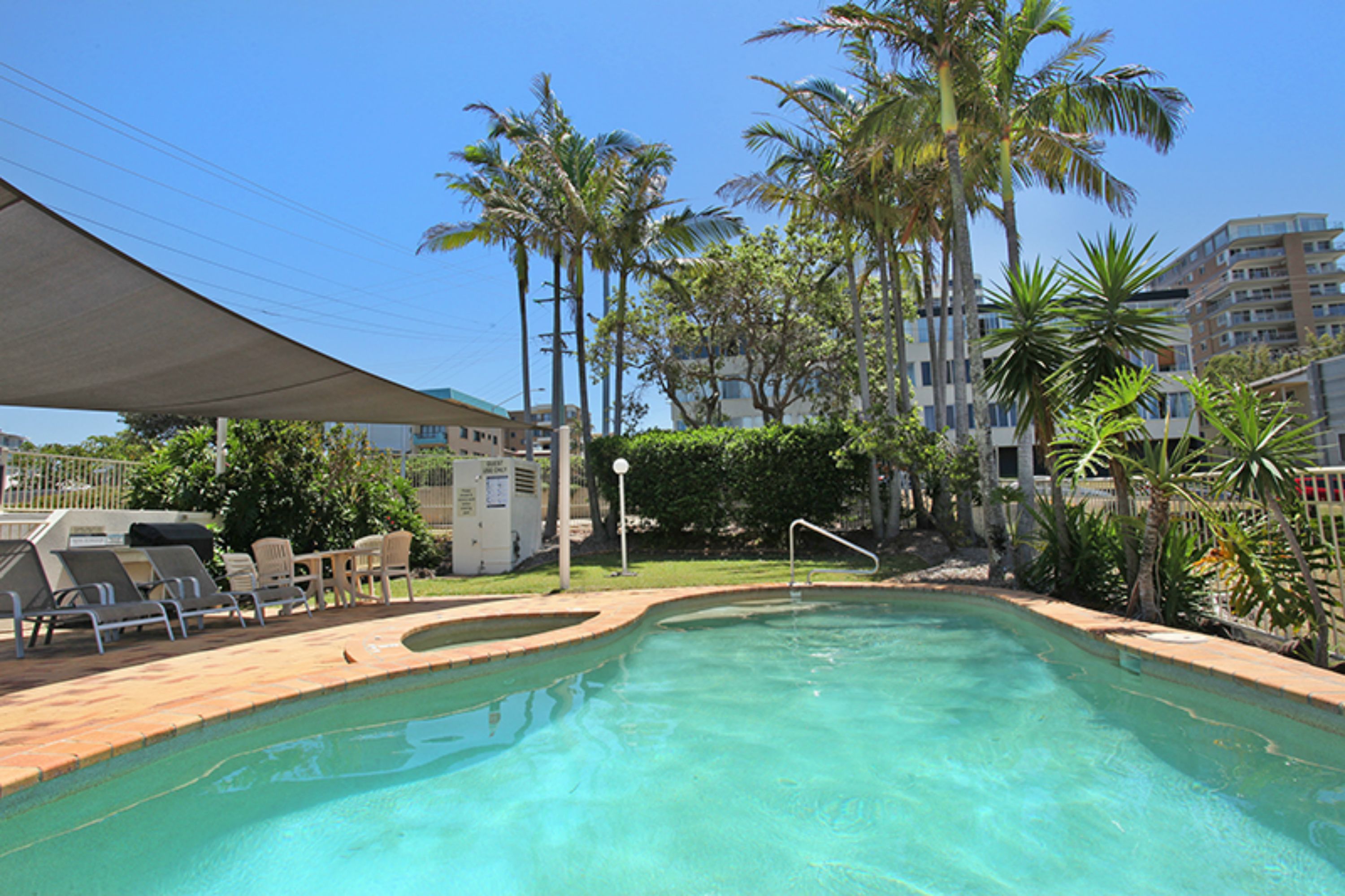 Kings Way Apartments